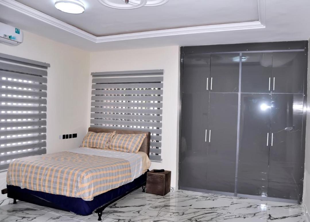 Queens Place Hotel Accra Exterior foto
